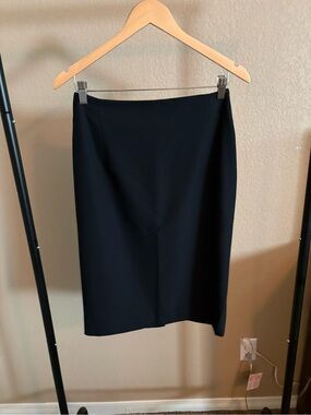 Classic Black Calvin Klein Women's Pencil Skirt - Size 26